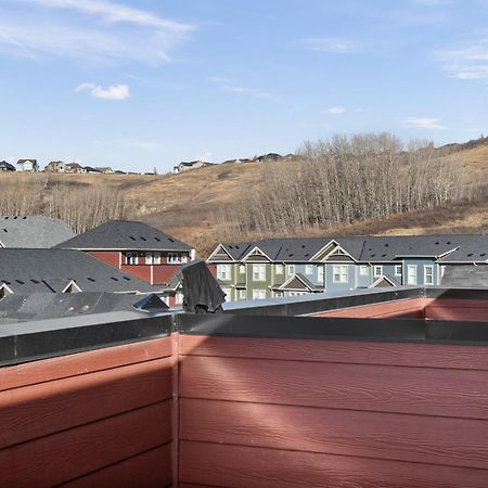 Globalstay New Apartments In Cranbrook Free Street Parking YYC Exterior foto