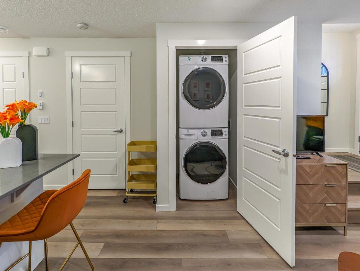 Globalstay New Apartments In Cranbrook Free Street Parking YYC Exterior foto